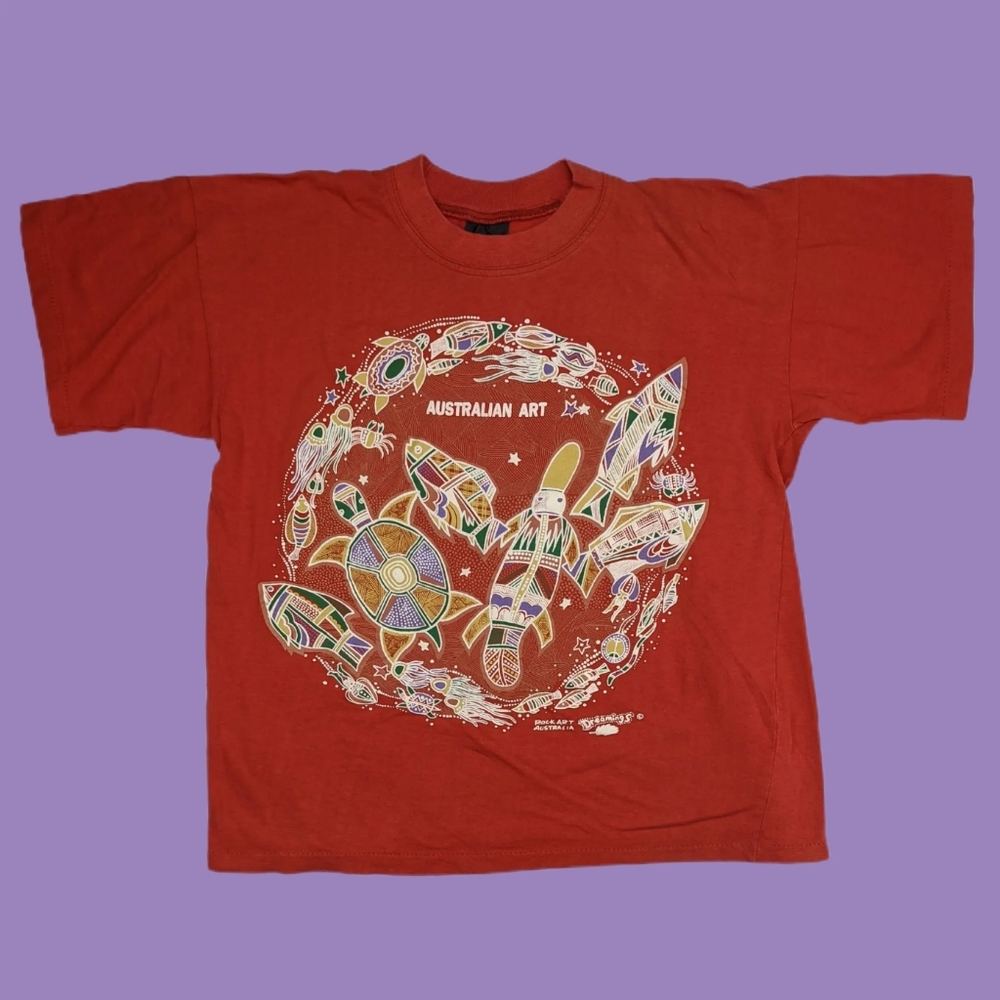 Vintage Australia Australian Art tee
Puffy thick b